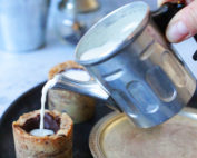 bicchieri-di-biscotto-latte