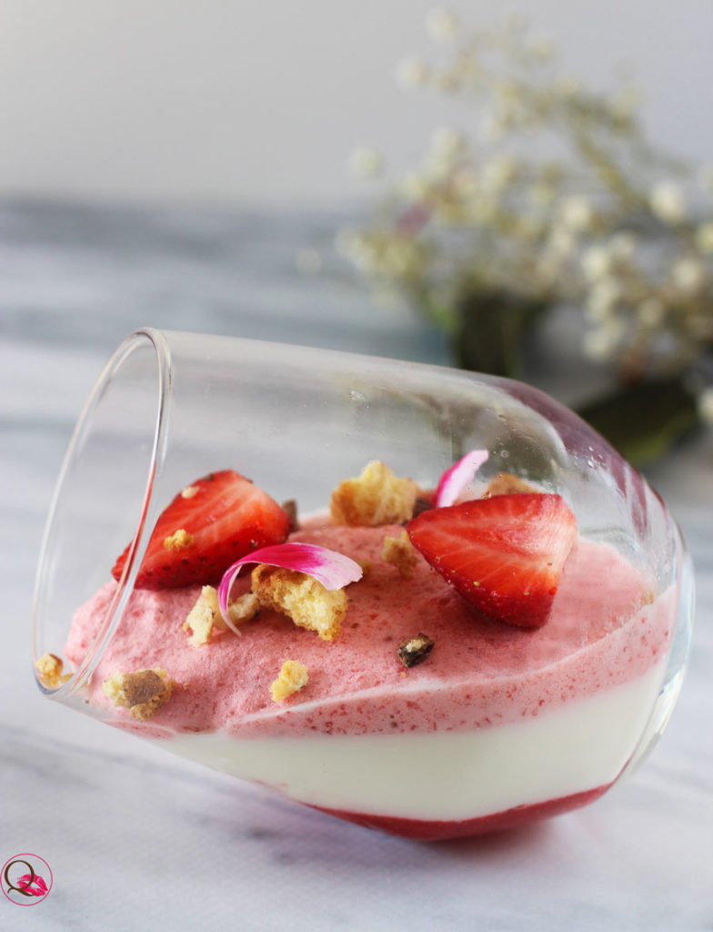 Ricetta panna cotta allo yogurt e mousse ai lamponi